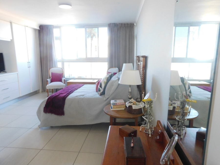 To Let 3 Bedroom Property for Rent in Strand Central Western Cape